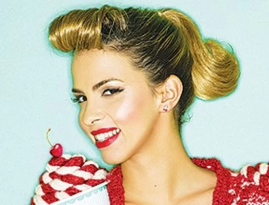 Τζένη Μελιτά: Ανεβάζει τη θερμοκρασία στα ύψη με το καλλίγραμμο κορμί της (φωτο)